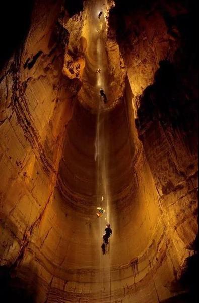 埃里森洞穴（美国）