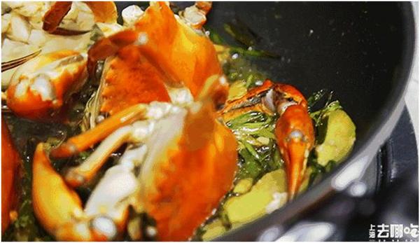 魔都第一家正宗煎蟹，你吃过吗？味列三甲上海美食