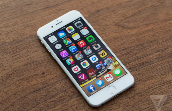 苹果将为部分保外更换电池的iPhone用户退款394元