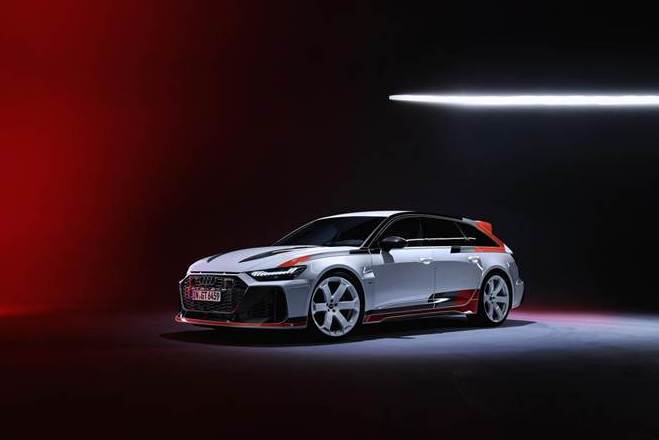 1 全新奥迪RS 6 Avant GT正式全球首秀