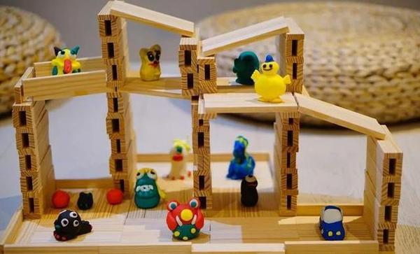 亲子游戏室 | 宝宝的20个超简单家庭早教游戏