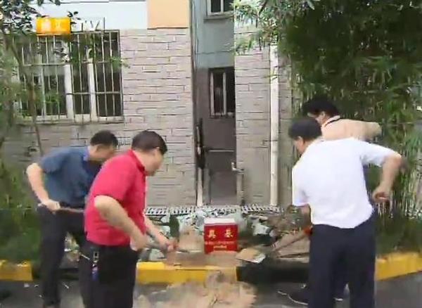 老房有喜!徐汇又一老房加装电梯开工,这次的加装方式有点特别!