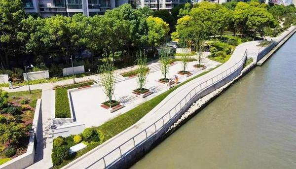 快来!一起看看“蝶变”后的苏河水岸→