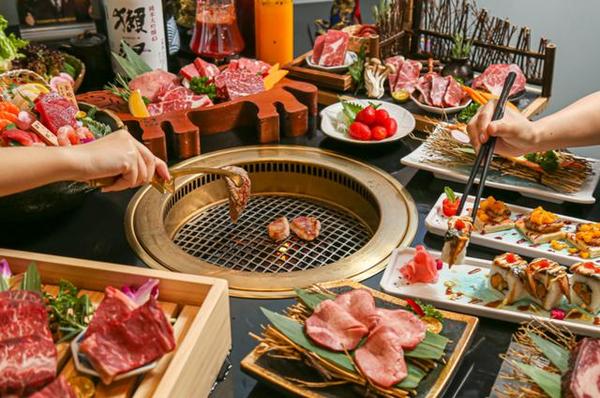 「富士烧肉」魔都首店!曾志伟做“陪衬