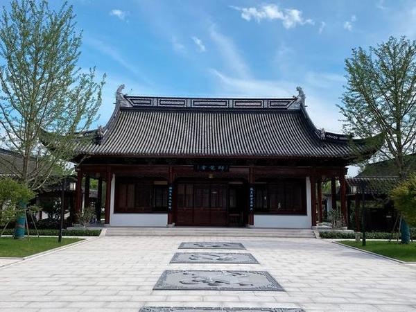 申城这座新建公园里，藏有一个千年书院