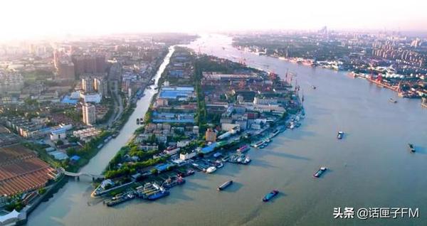 复兴岛“白庐”，侬去过伐？最新“网红打卡地”、优秀历史建筑，还是上海第一家“公园城市”主题党群服务站