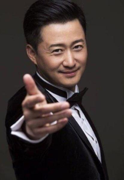 张译透露吴京将出席国庆阅兵式 这也太厉害了吧!