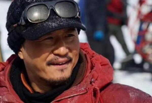 张译透露吴京将出席国庆阅兵式 这也太厉害了吧!