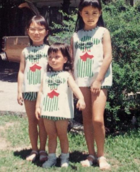 何超琼和父亲何鸿燊旧照公开：1969年住豪宅