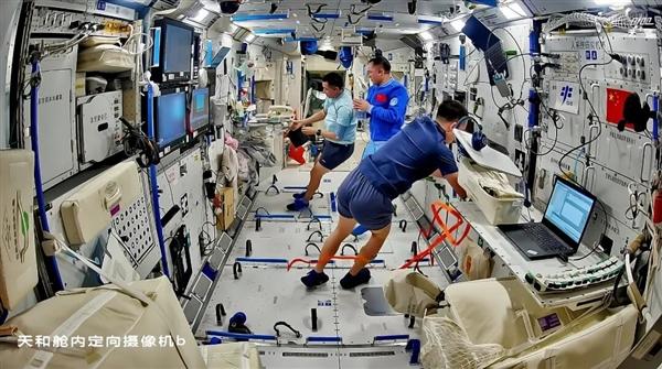 官方首次披露:我国航天员要在空间站待1年!