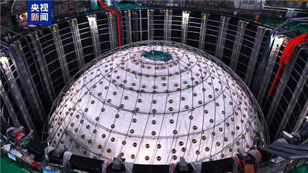 地下700米的大国重器有好消息!中微子实验首个重大成果发布