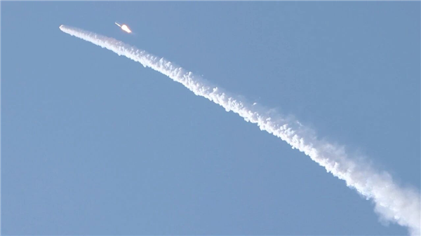 登月!长征十号火箭+梦舟载人飞船首飞成功:现场动图来了